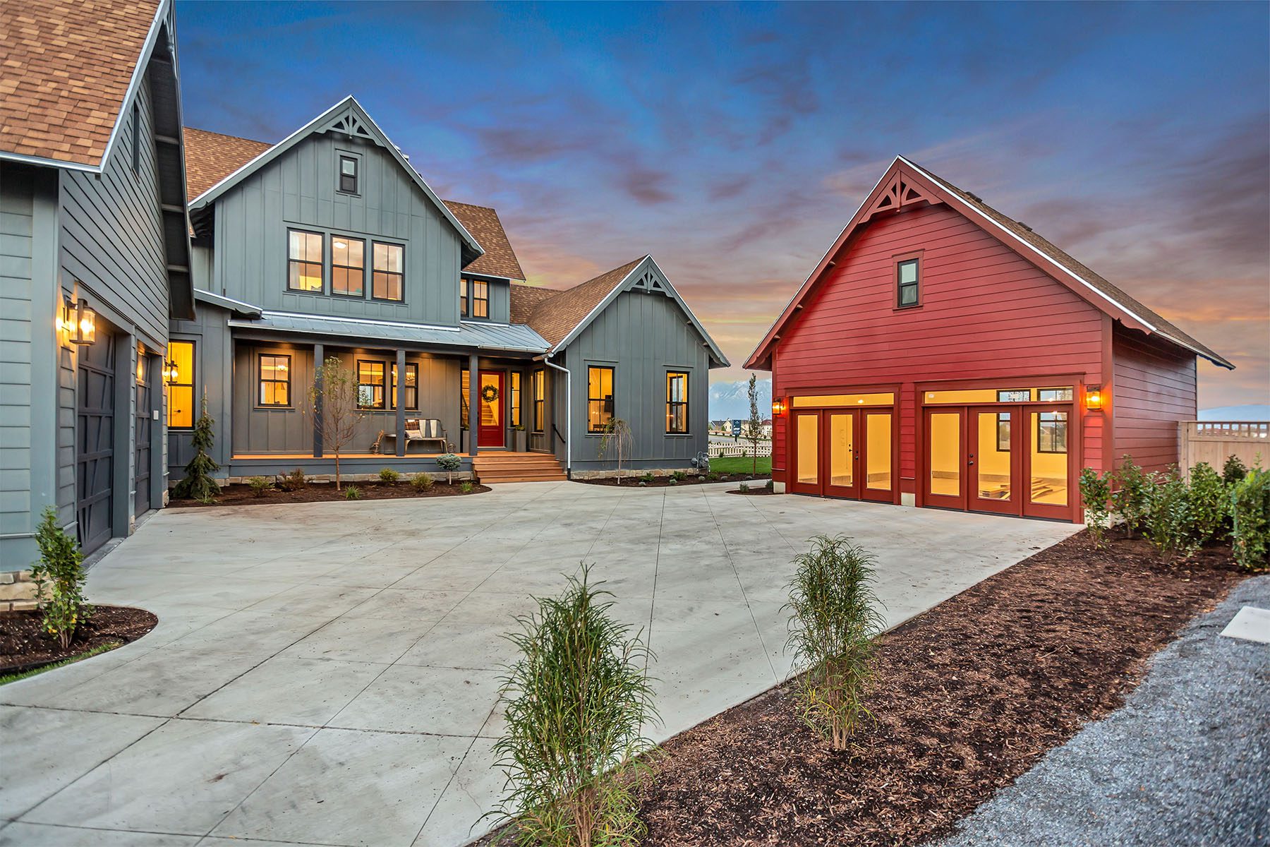 _0044_Front 3 – Reunion II