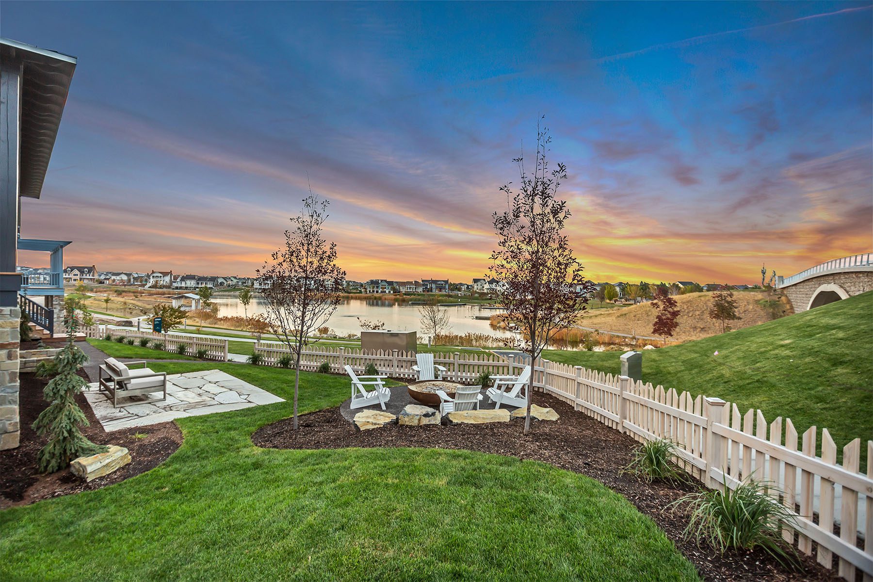 _0074_Backyard 3 – Reunion II