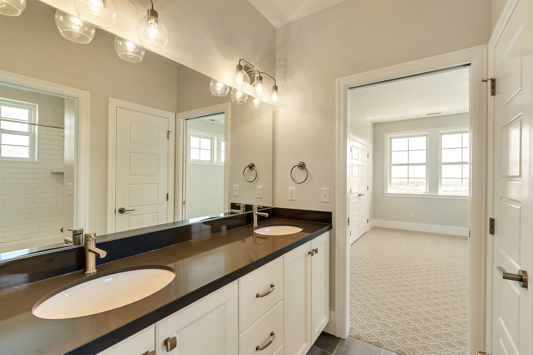 _0003_Upstairs 3 – Hampton