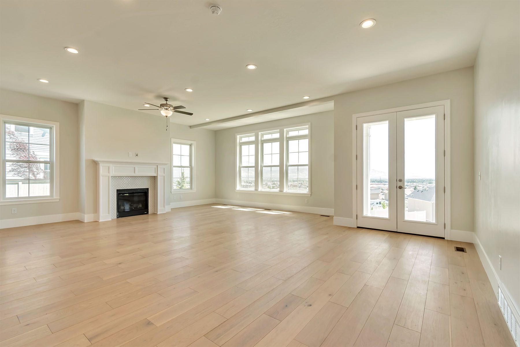 _0020_Living 4 – Hampton