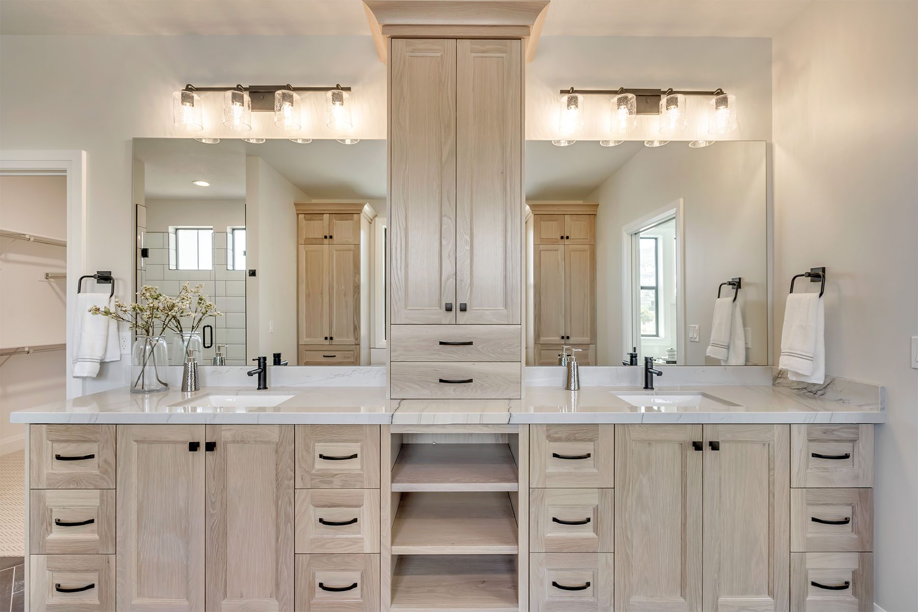 _0013_Master Bath 2 – Hampton