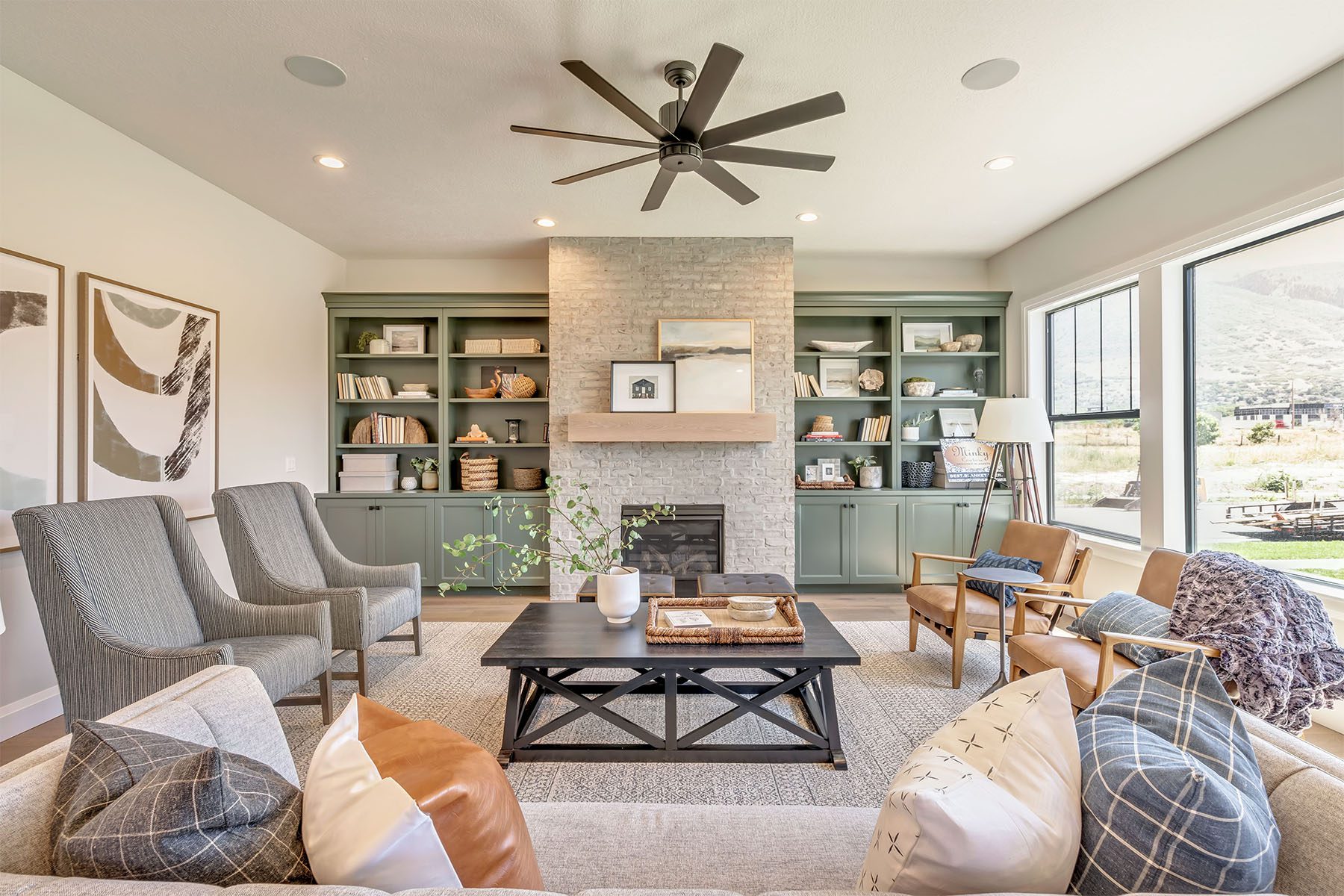 _0017_Living 2 – Hampton