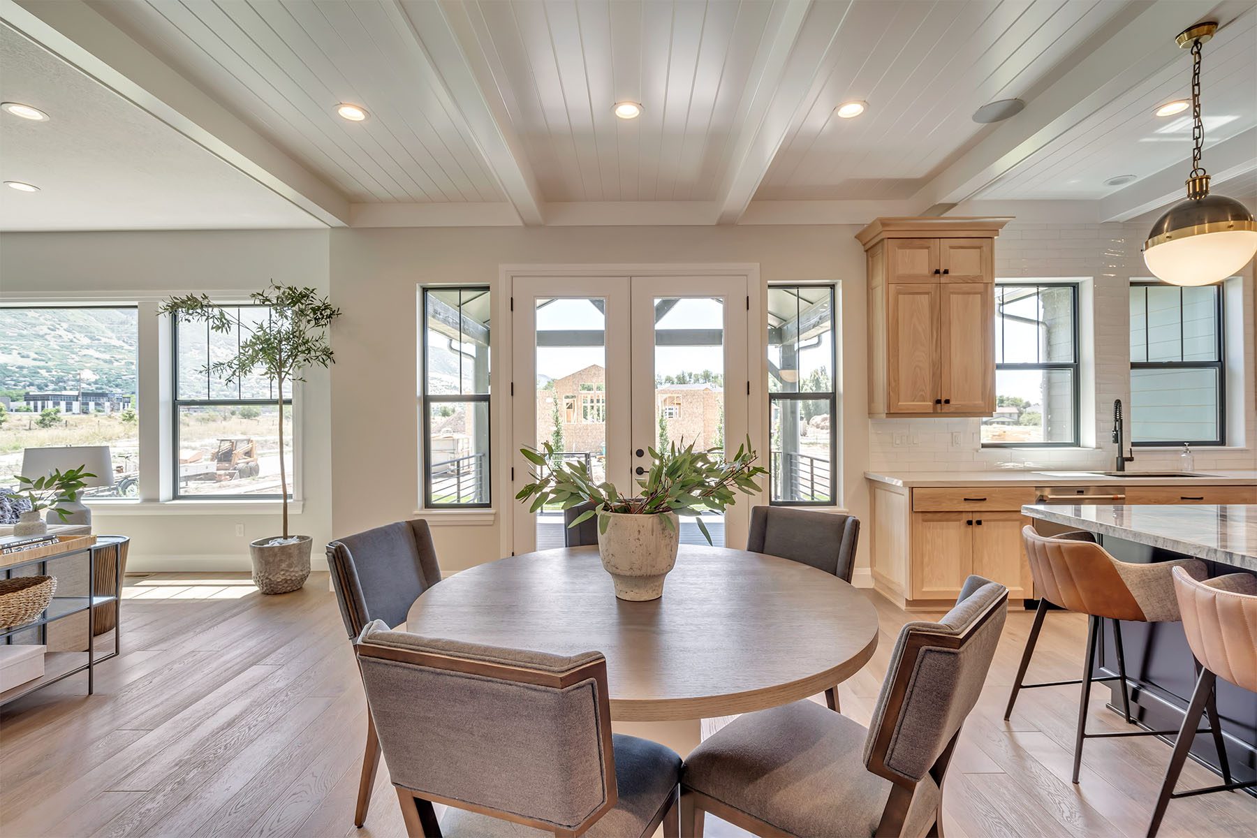 _0031_Dining 1 – Hampton