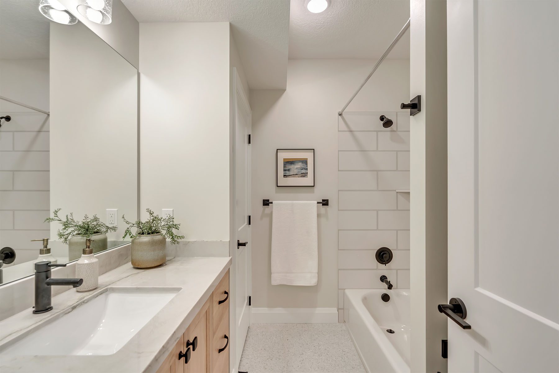 _0046_Basement 4 – Hampton