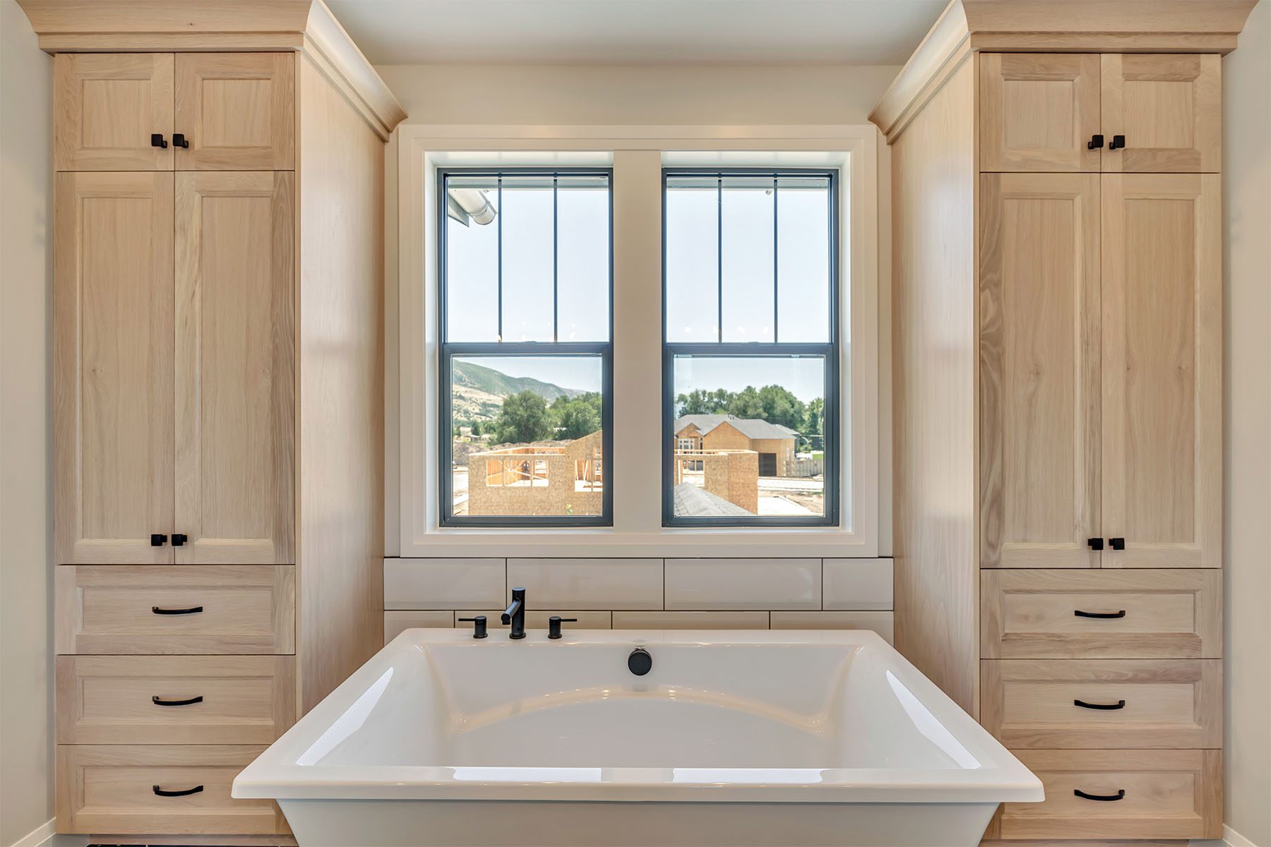 _0012_Master Bath 3 – Hampton