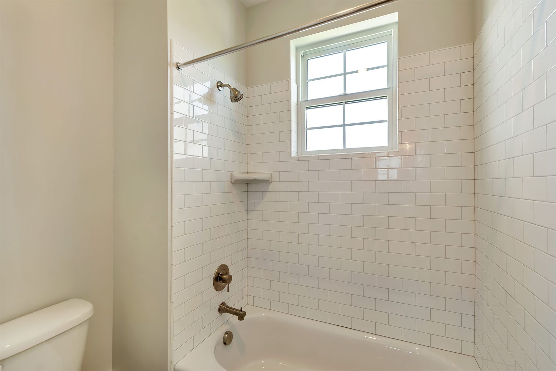 _0002_Upstairs 4 – Hampton