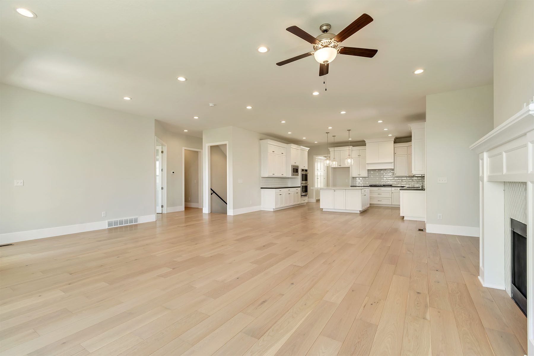 _0021_Living 3 – Hampton