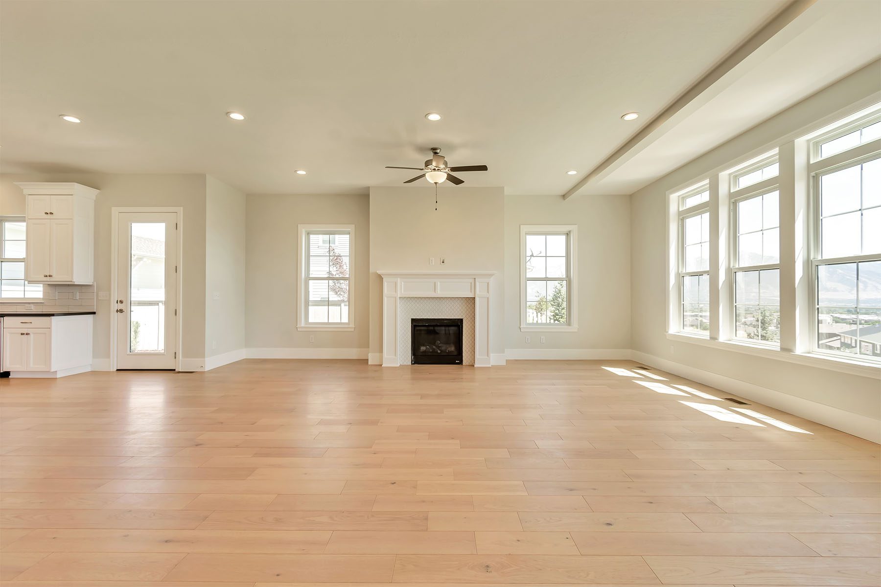 _0022_Living 2 – Hampton