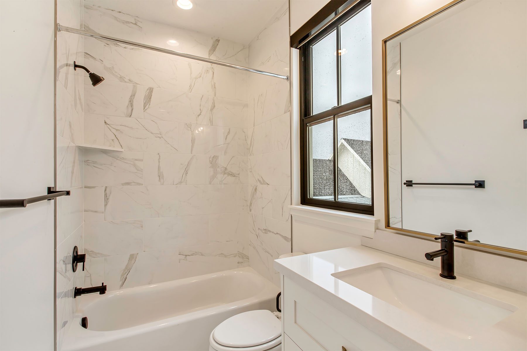 _0006_Upstairs 12 – Courtyard